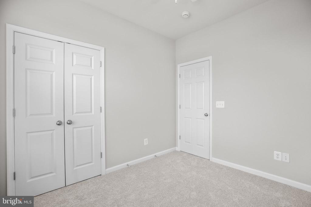 407 APRICOT STREET