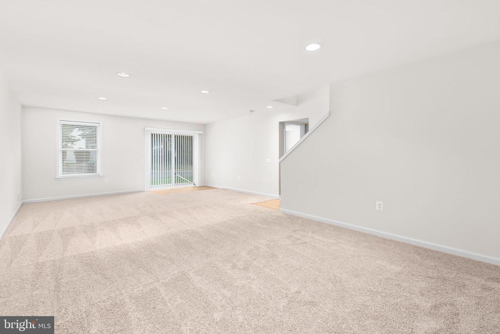 304 BRIDGEWATER CIRCLE