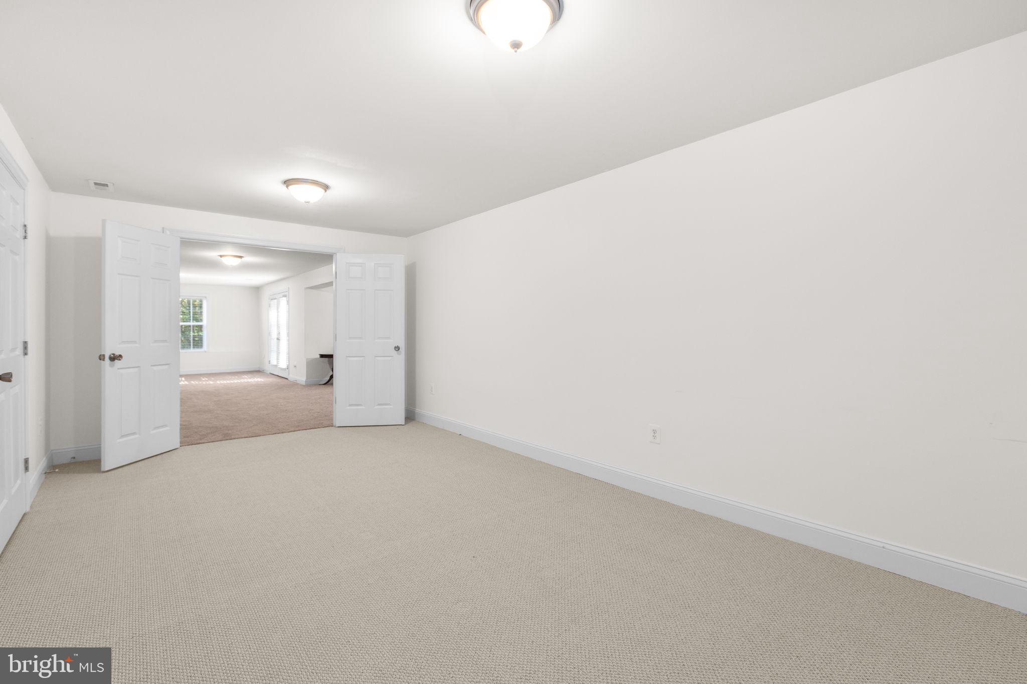 425 GENTLE BREEZE CIRCLE