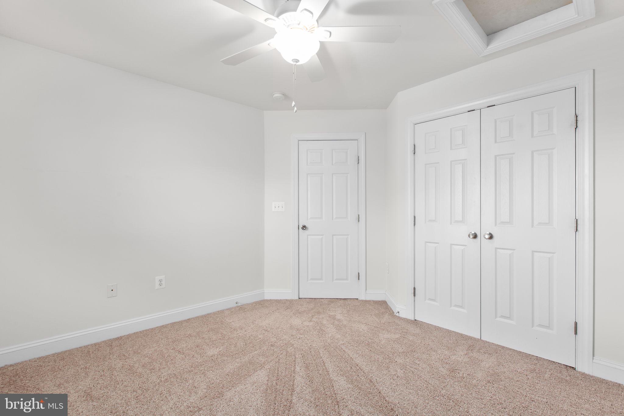 425 GENTLE BREEZE CIRCLE