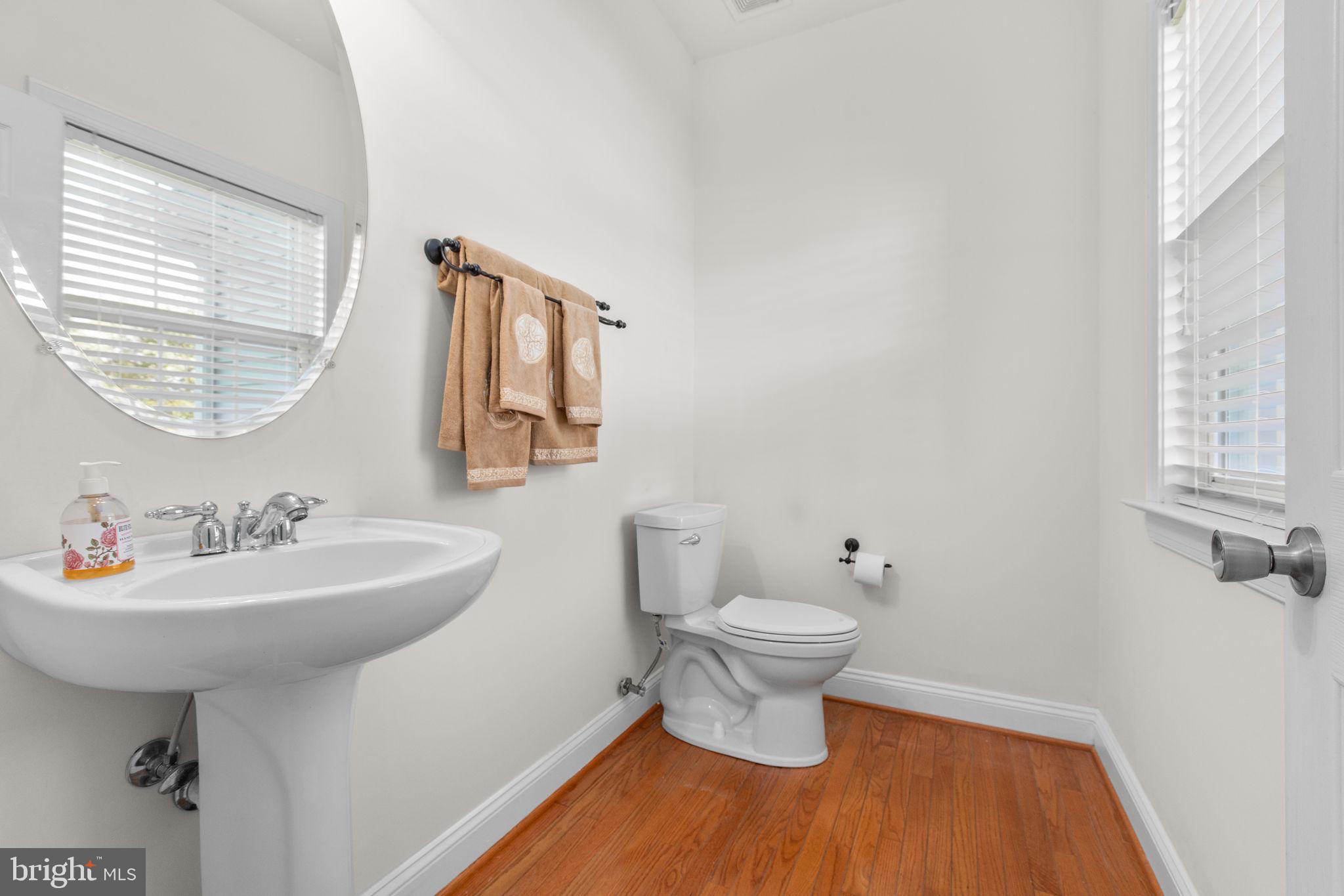 425 GENTLE BREEZE CIRCLE