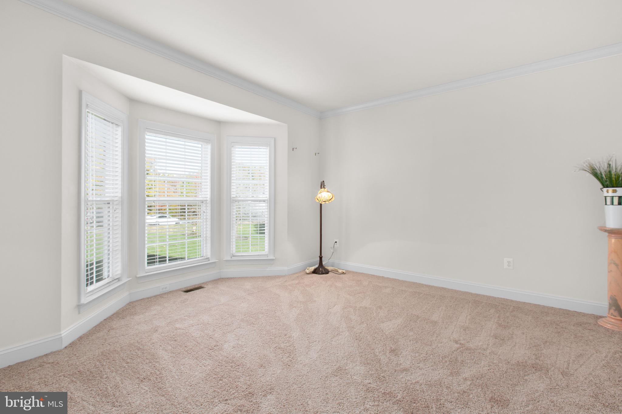 425 GENTLE BREEZE CIRCLE