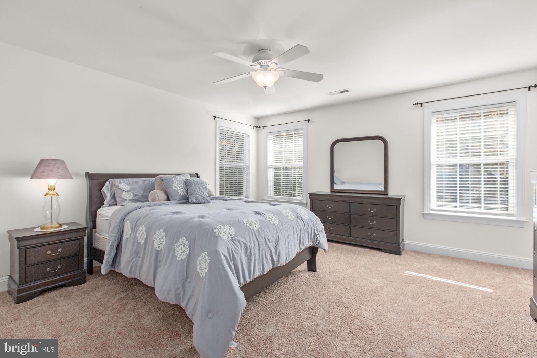 425 GENTLE BREEZE CIRCLE