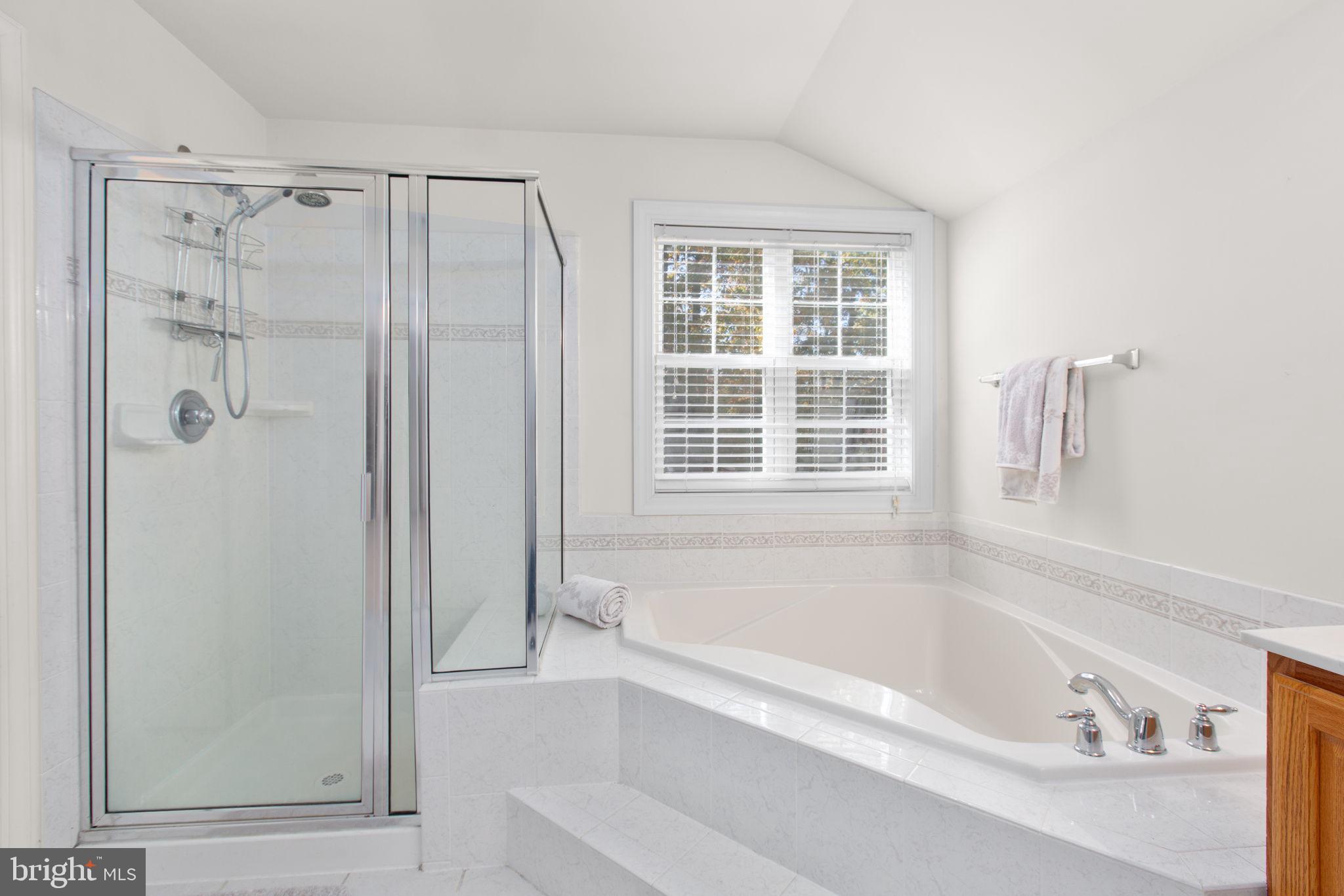 425 GENTLE BREEZE CIRCLE