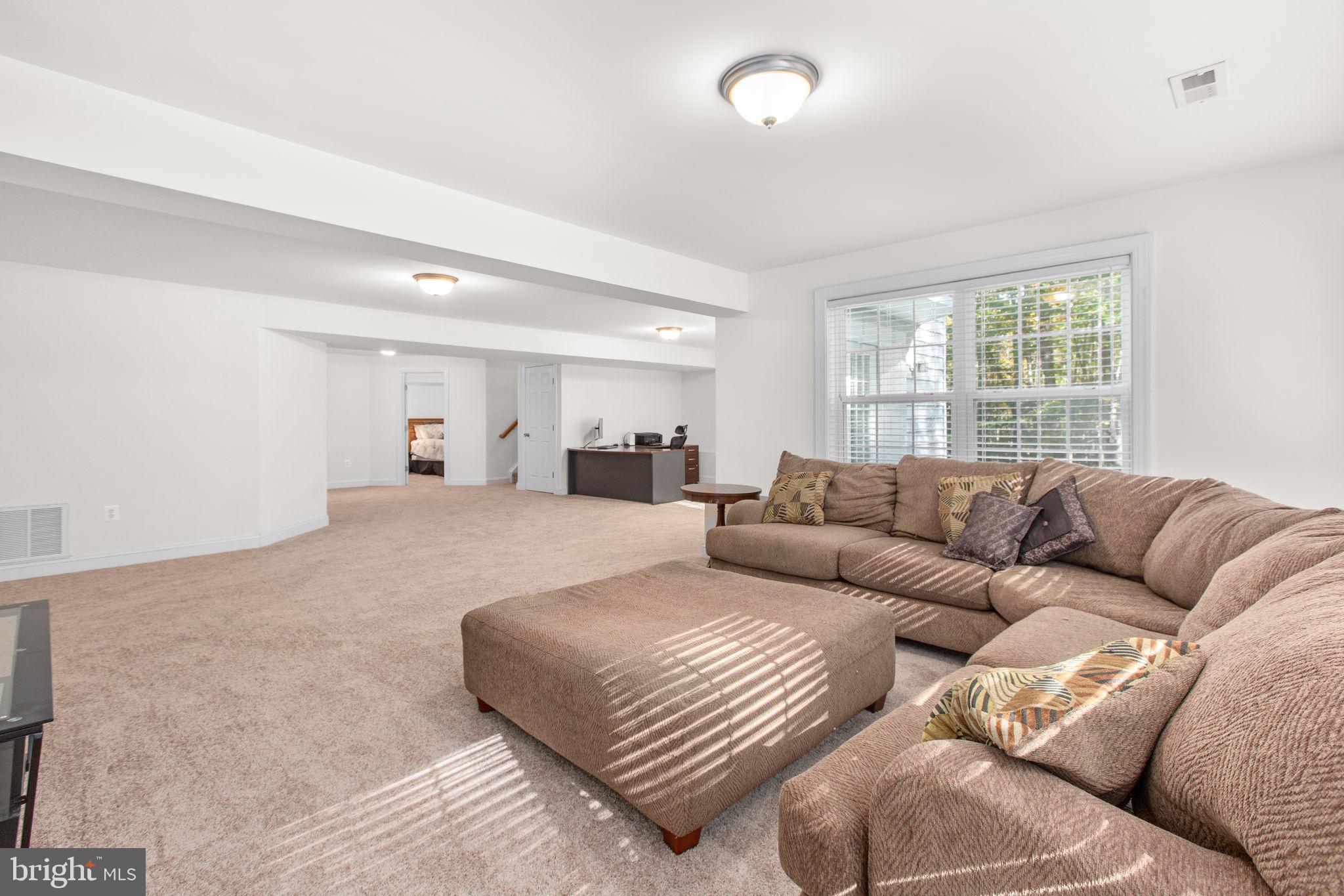 425 GENTLE BREEZE CIRCLE