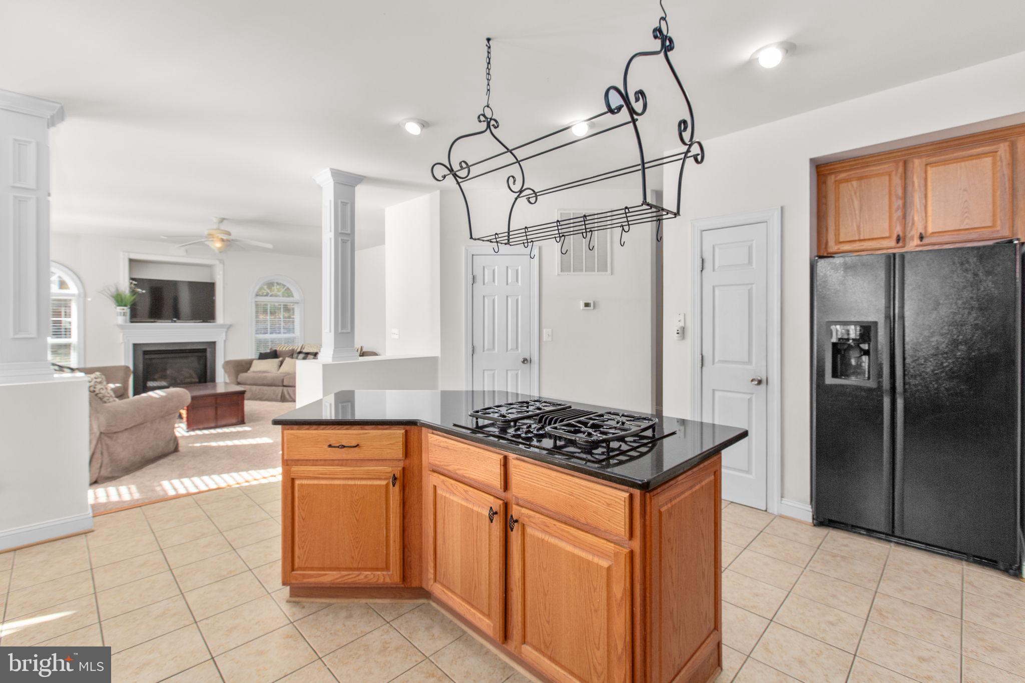 425 GENTLE BREEZE CIRCLE