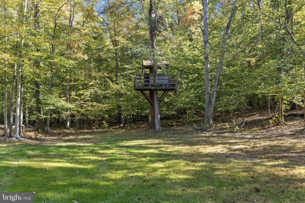 135 OLD CROPPS MILL ROAD