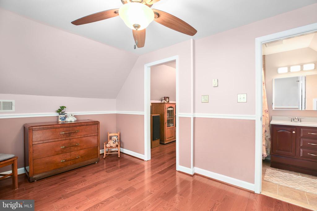 105 JIB DRIVE