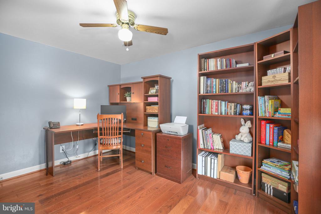 105 JIB DRIVE