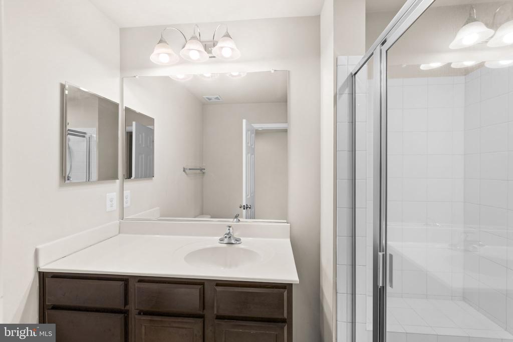 400 WOODSTREAM CIRCLE 32140