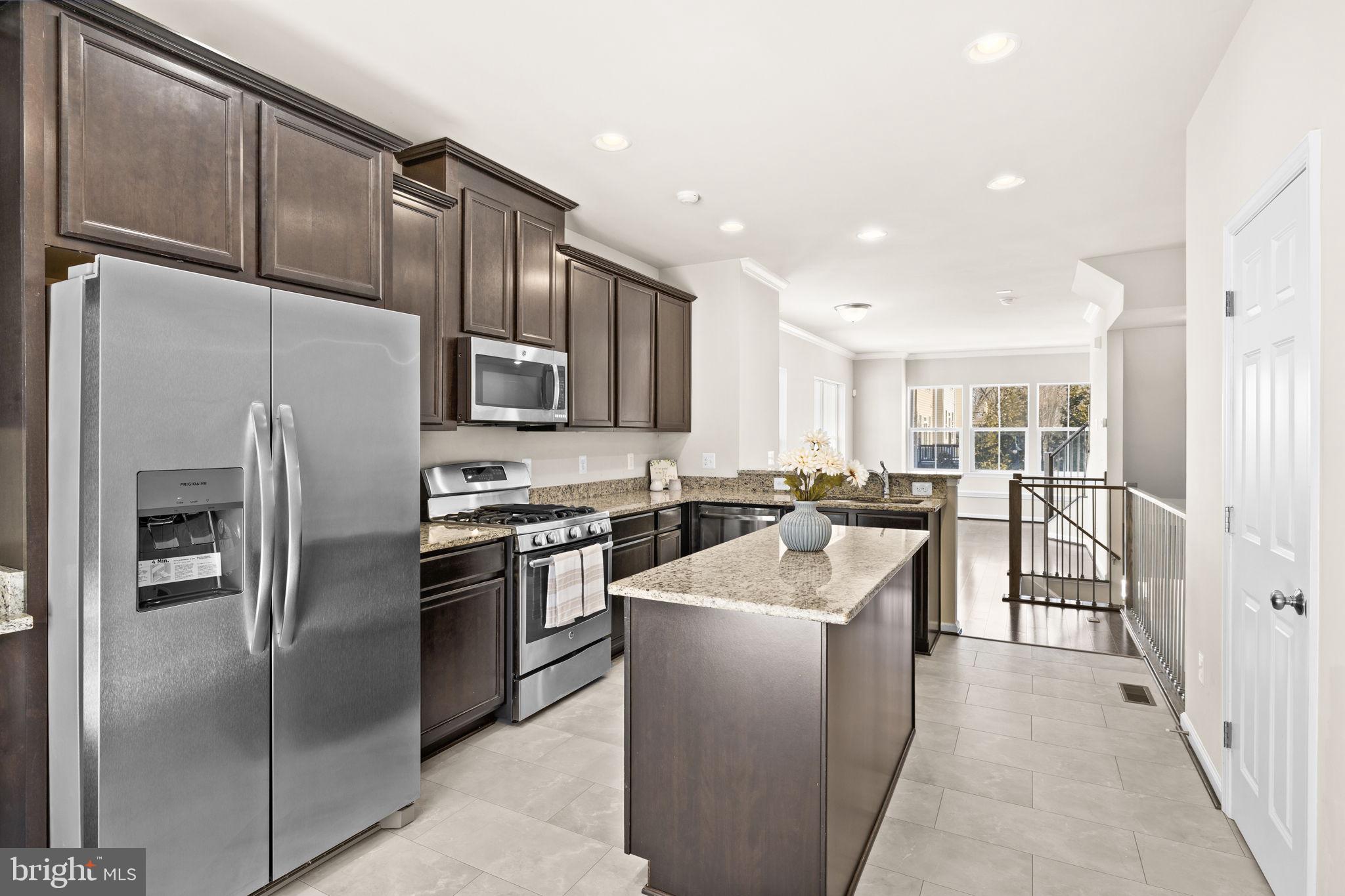 400 WOODSTREAM CIRCLE 32140