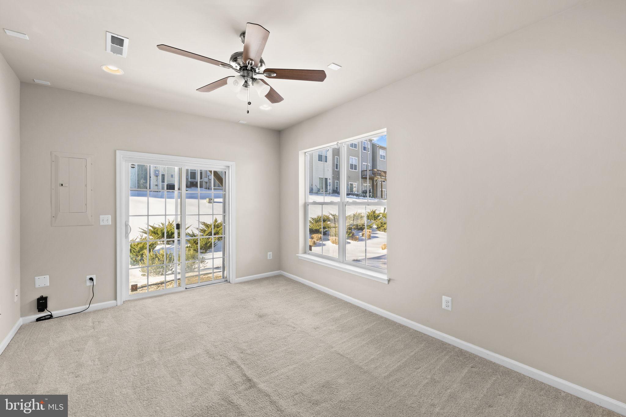 400 WOODSTREAM CIRCLE 32140