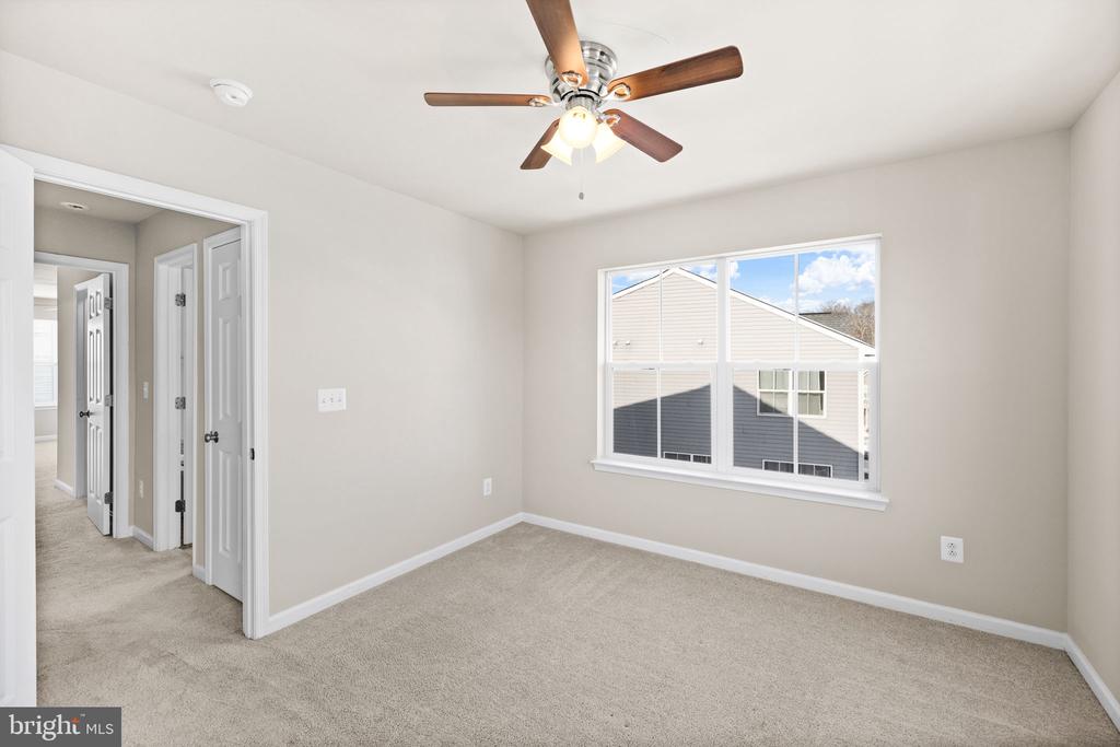 400 WOODSTREAM CIRCLE 32140