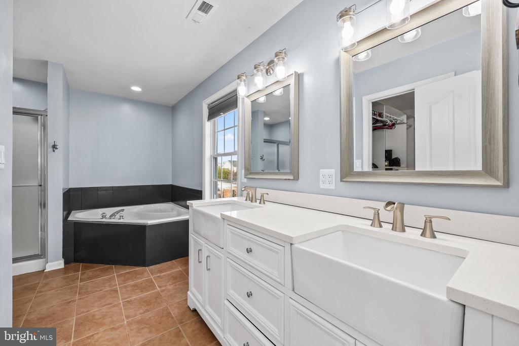 83 ORANGE BLOSSOM COURT