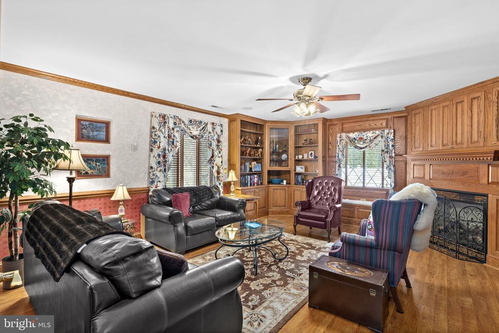 54 HUDSON ROAD