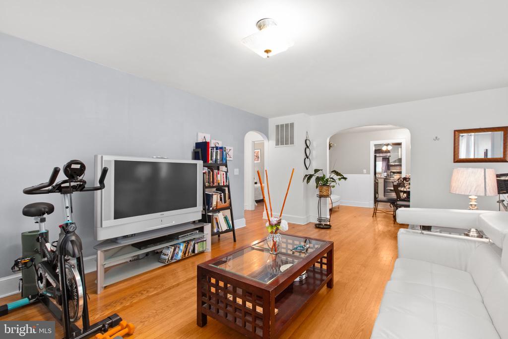 80 FERRY ROAD