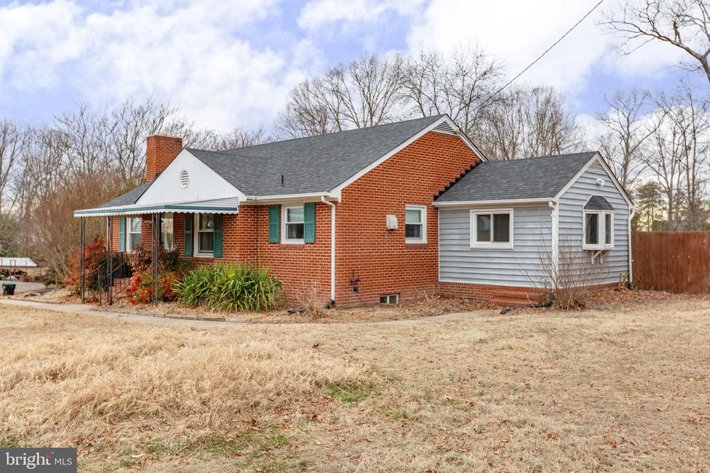 80 FERRY ROAD