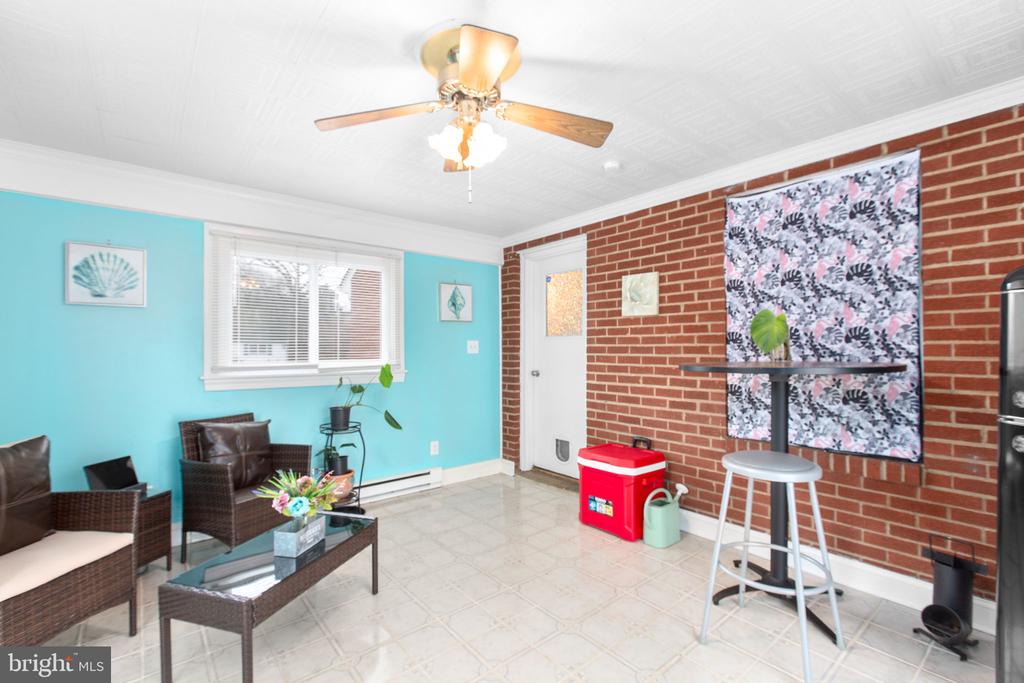 80 FERRY ROAD