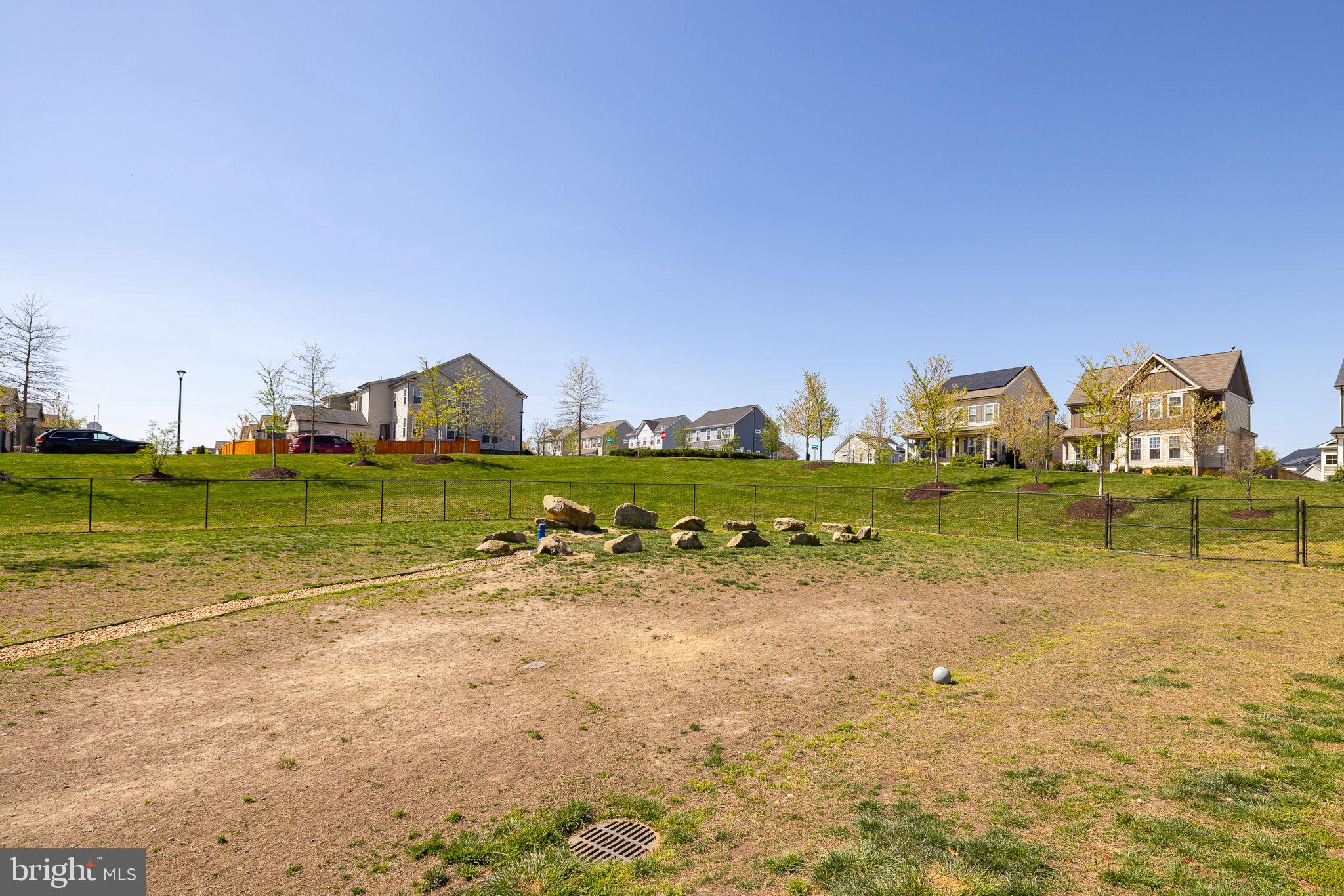 225 SMOKEBUSH DRIVE