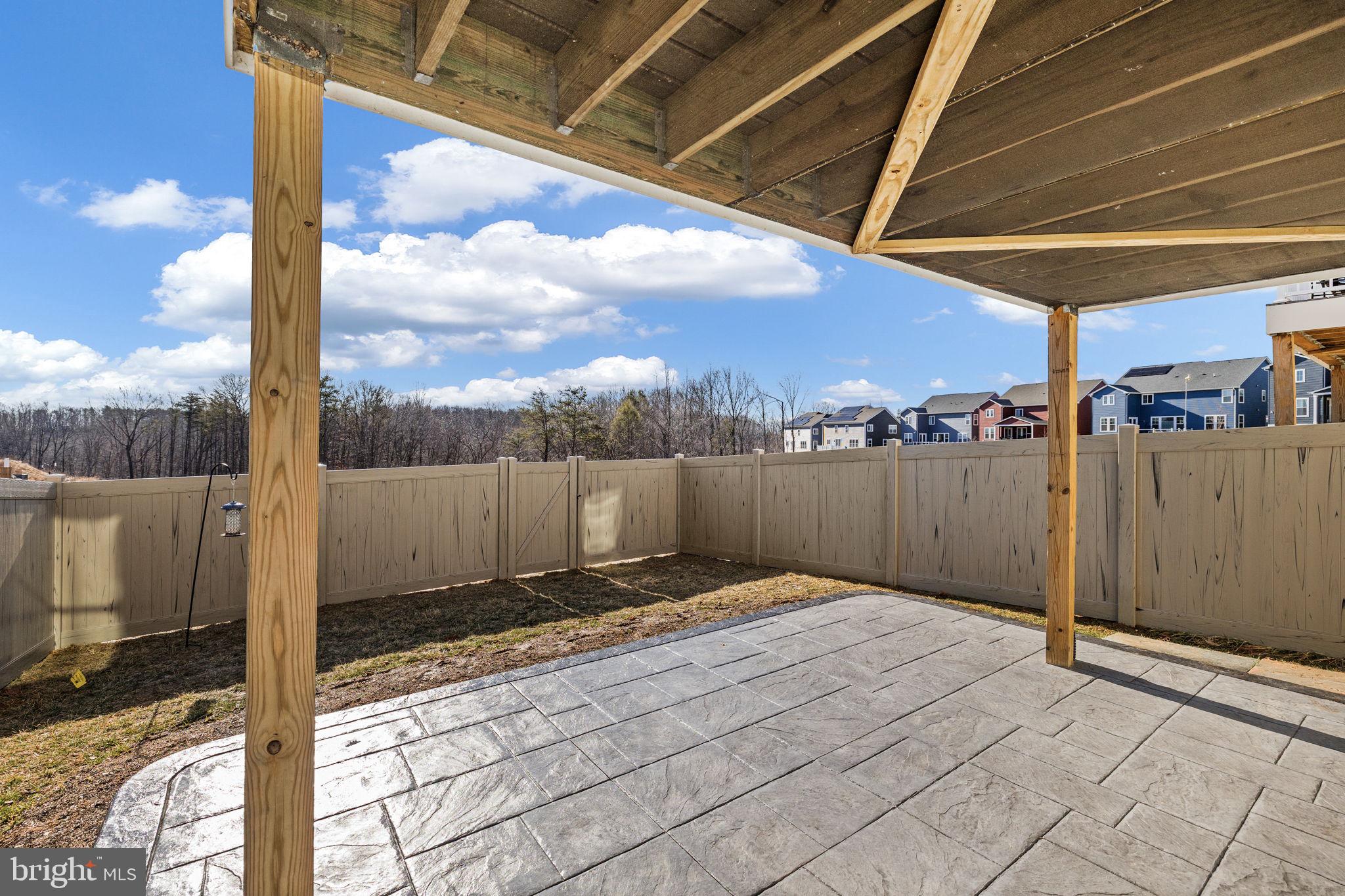 225 SMOKEBUSH DRIVE