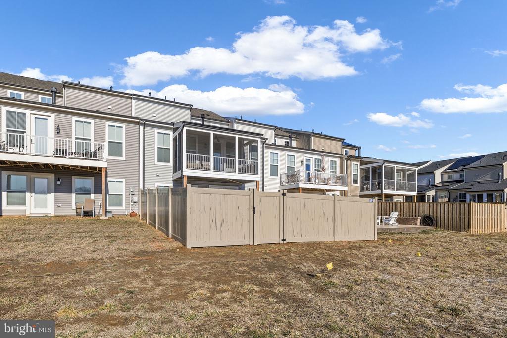 225 SMOKEBUSH DRIVE
