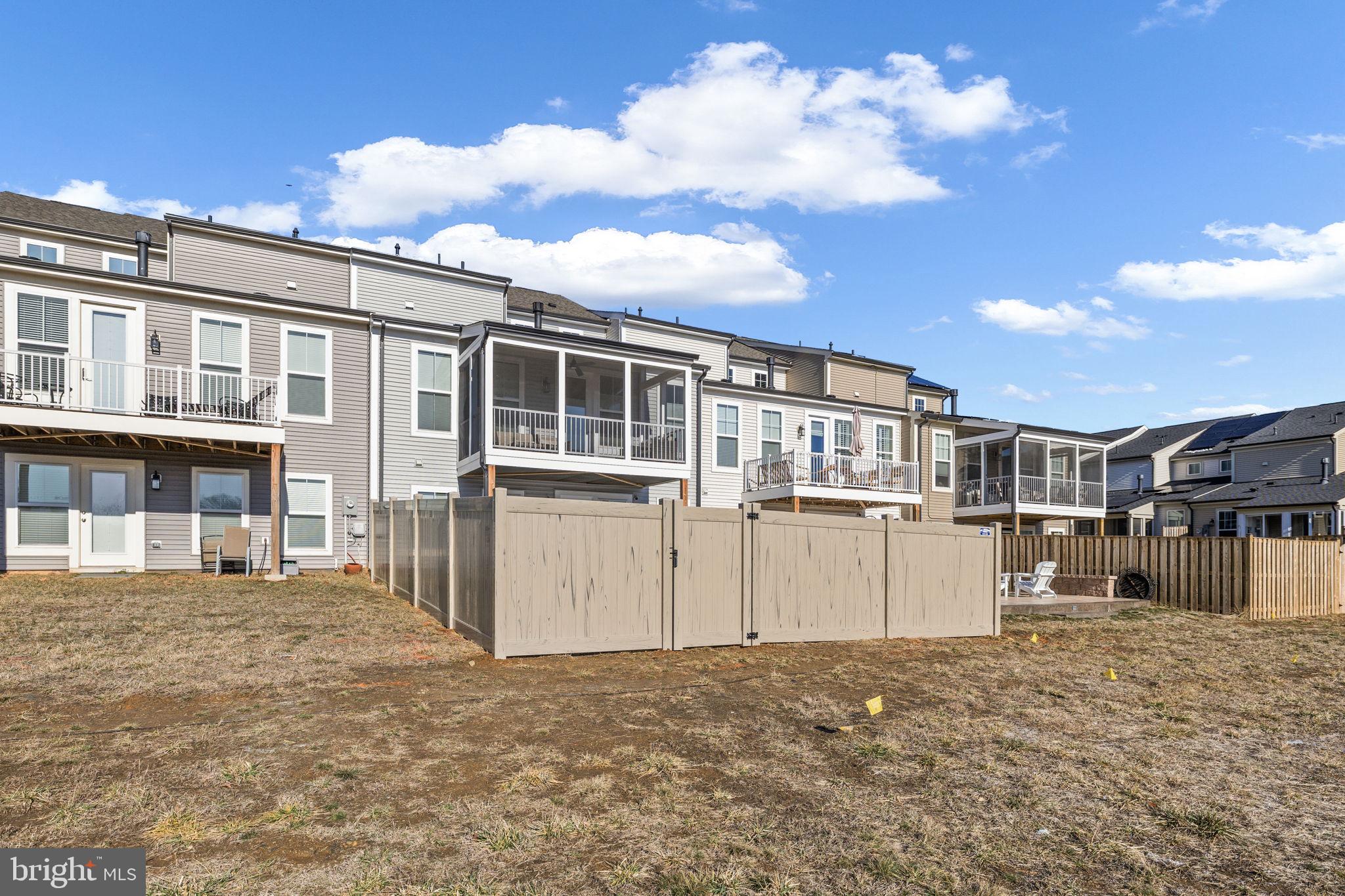 225 SMOKEBUSH DRIVE