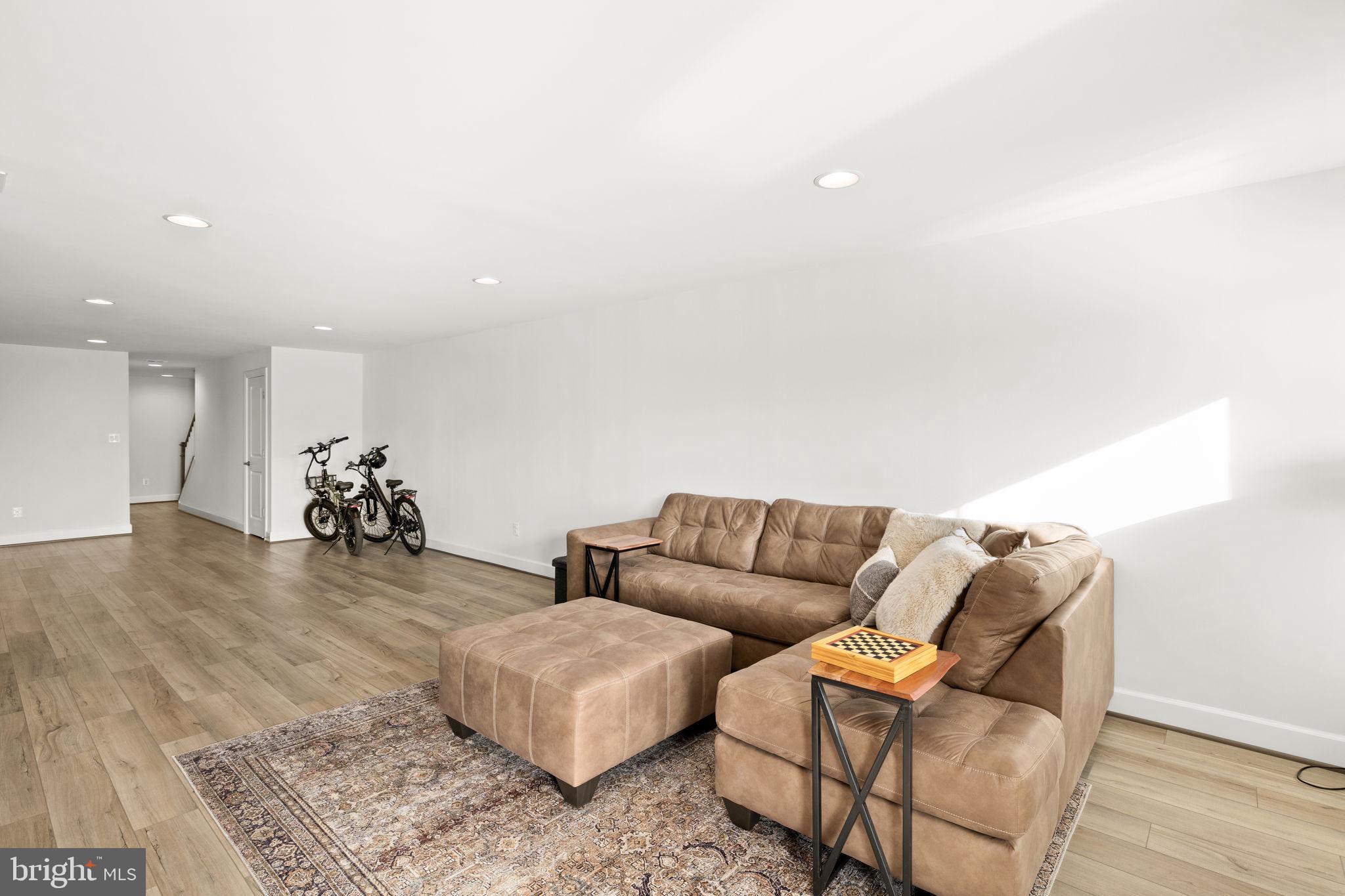 225 SMOKEBUSH DRIVE