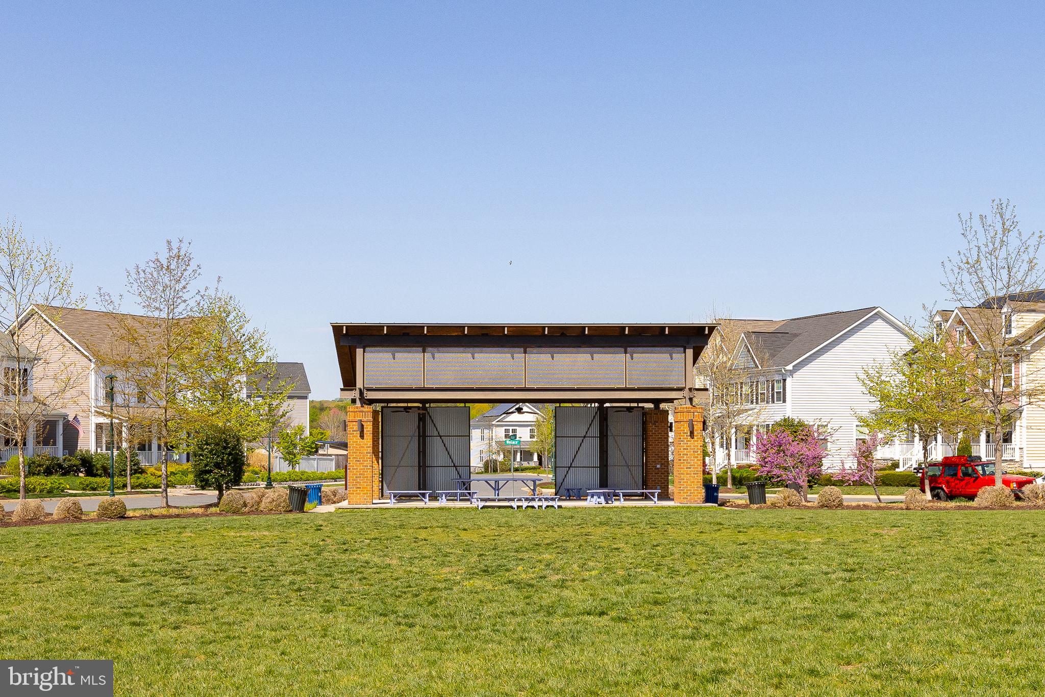 225 SMOKEBUSH DRIVE