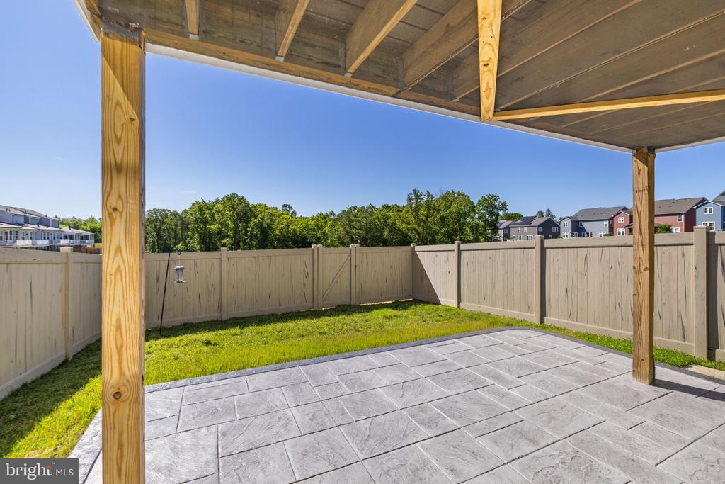 225 SMOKEBUSH DRIVE