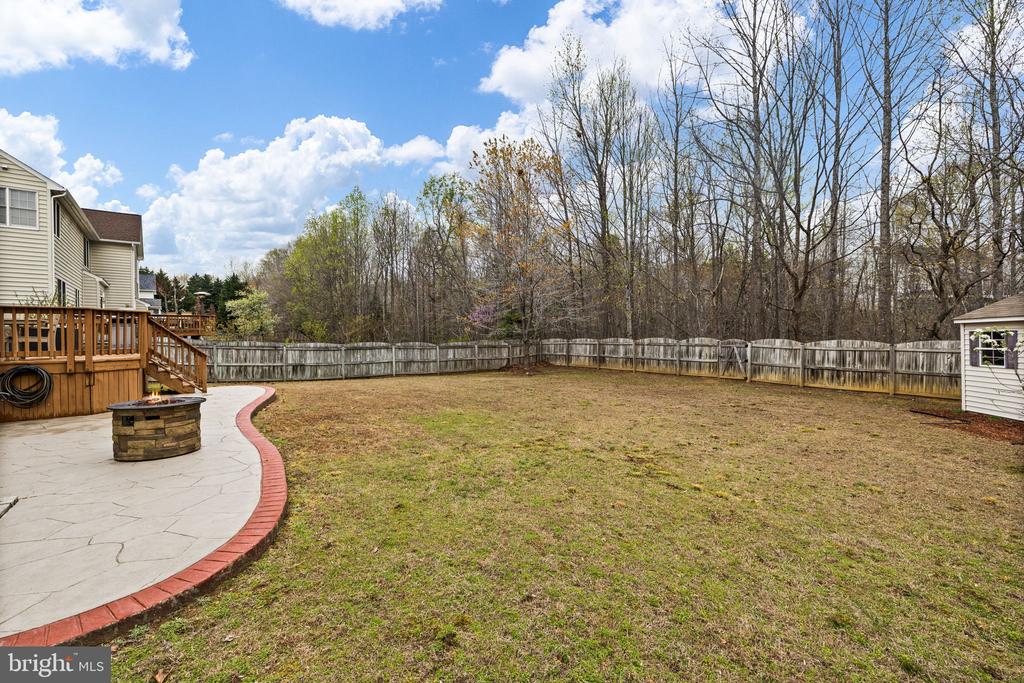 48 BOULDER DRIVE