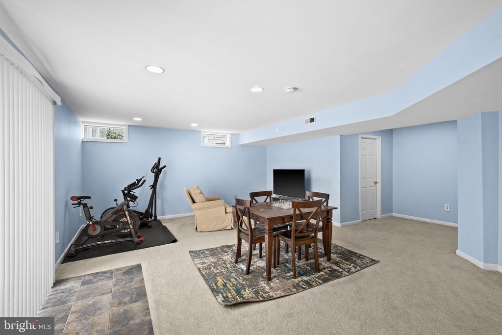 48 BOULDER DRIVE