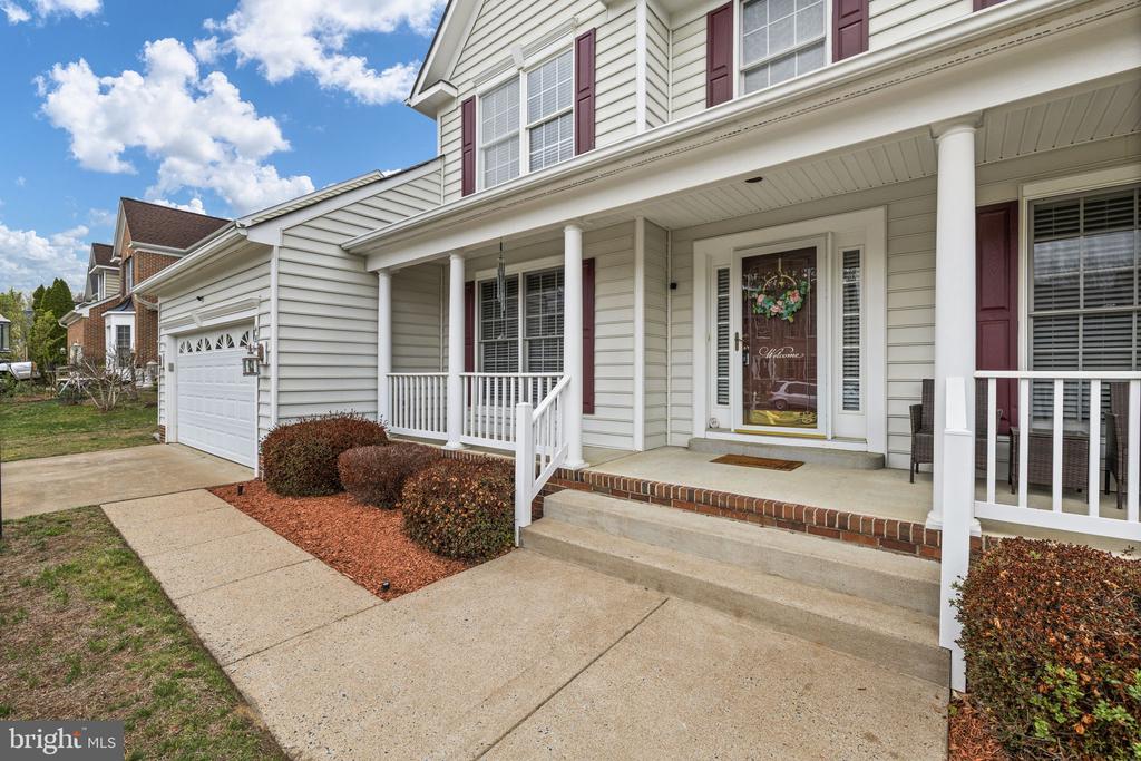 48 BOULDER DRIVE