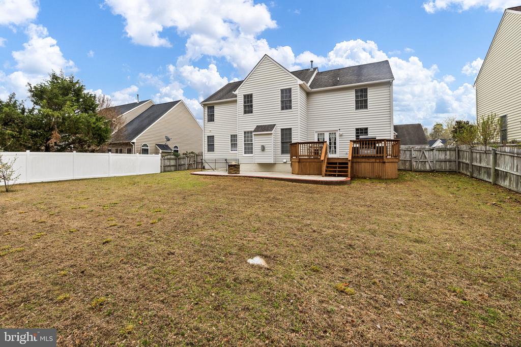 48 BOULDER DRIVE