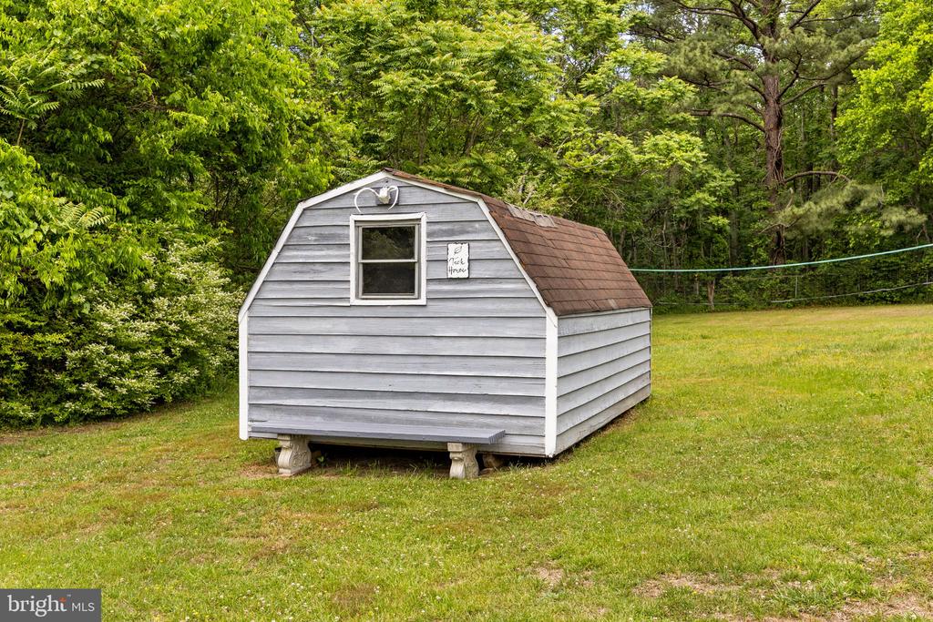 104 RABBIT ROAD