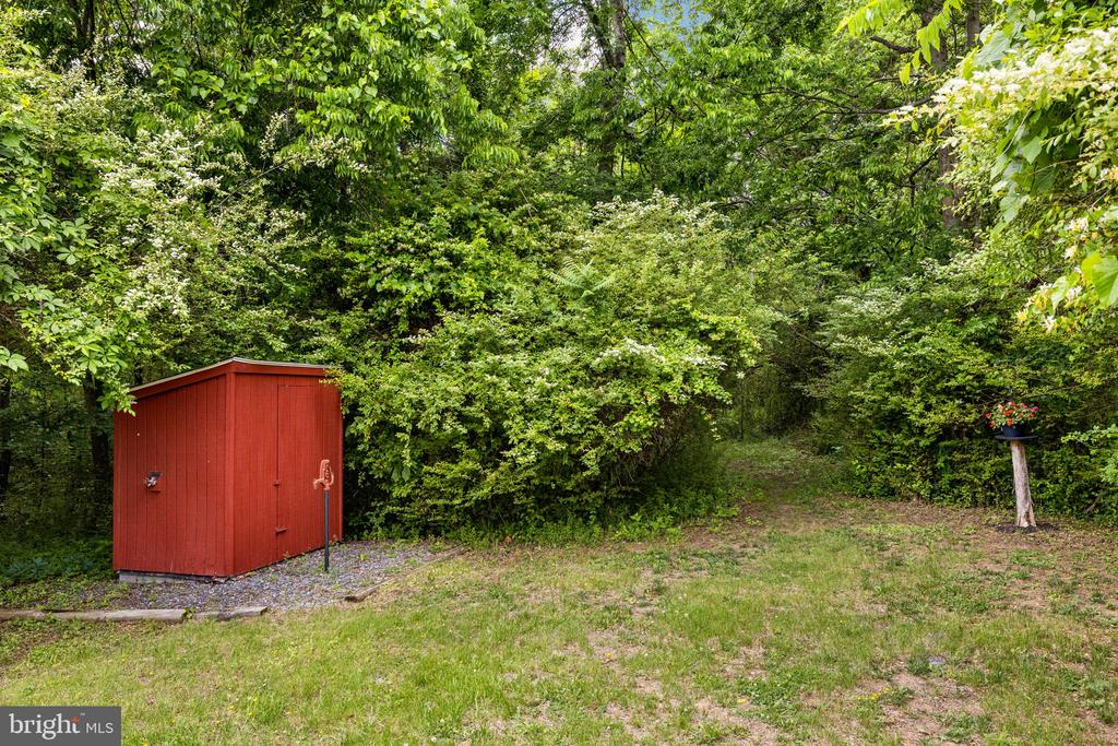 104 RABBIT ROAD
