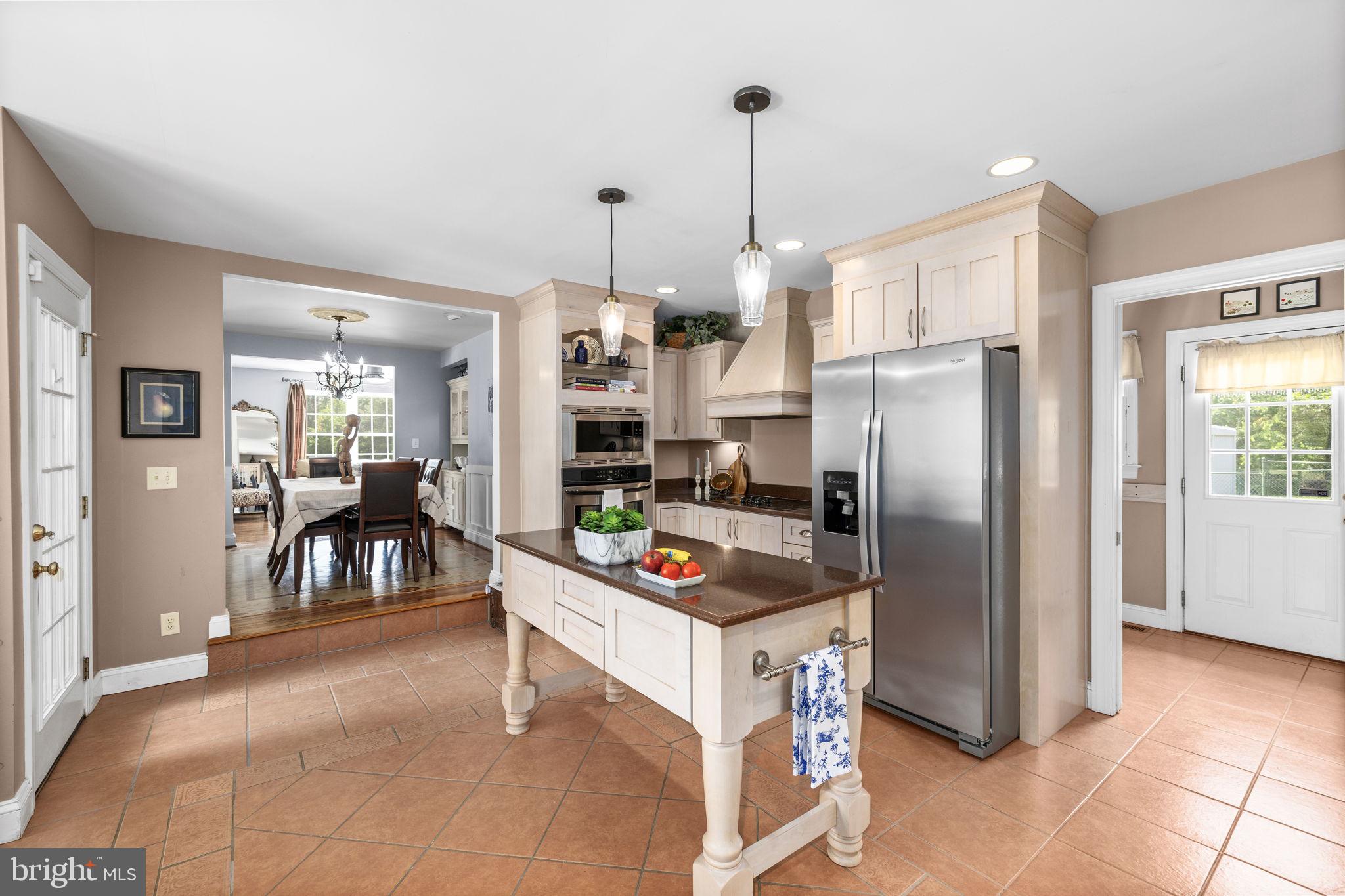 104 RABBIT ROAD