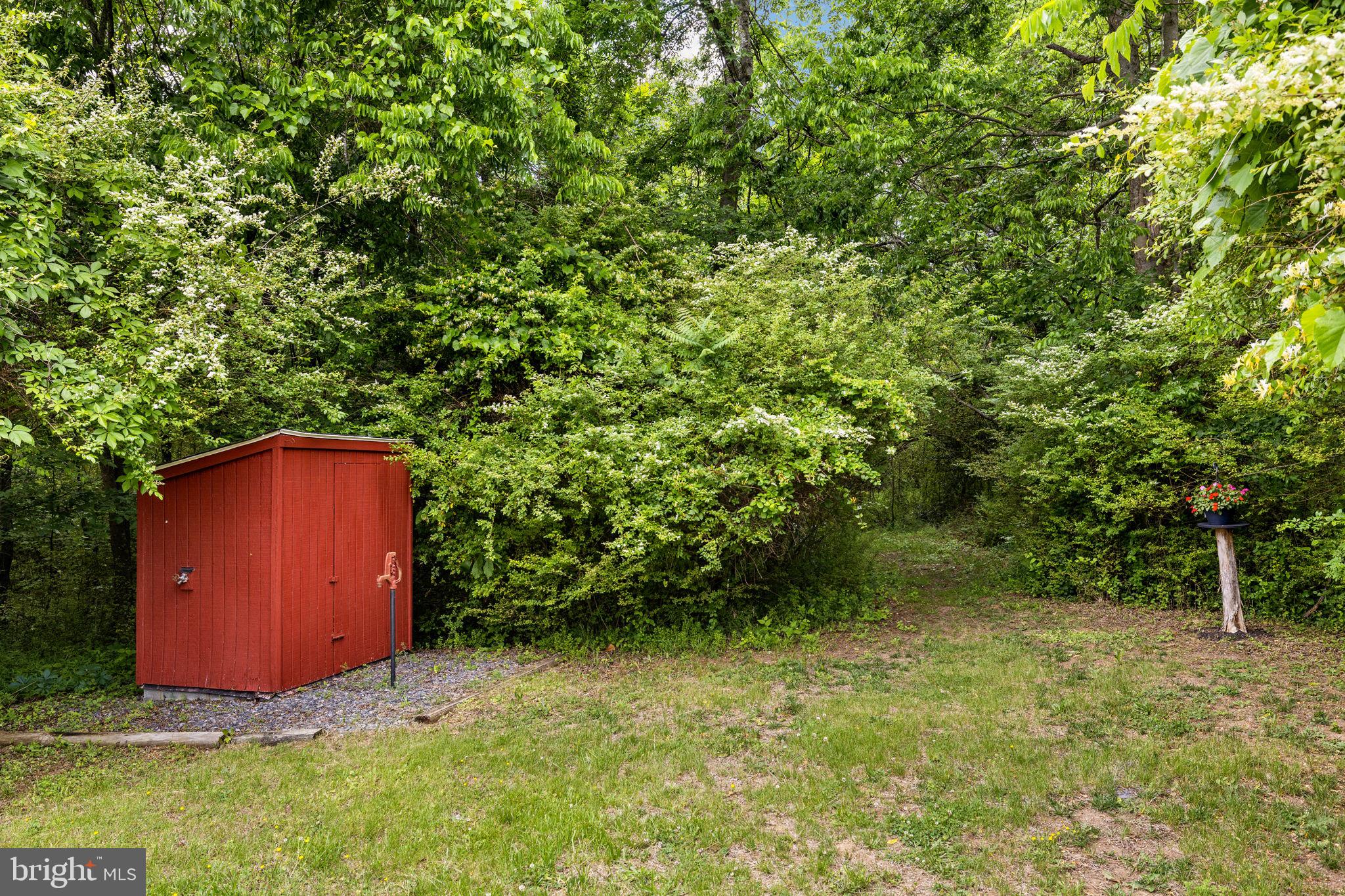 104 RABBIT ROAD