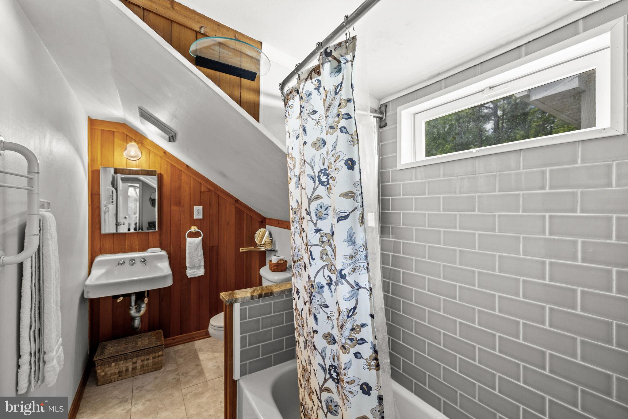 104 RABBIT ROAD