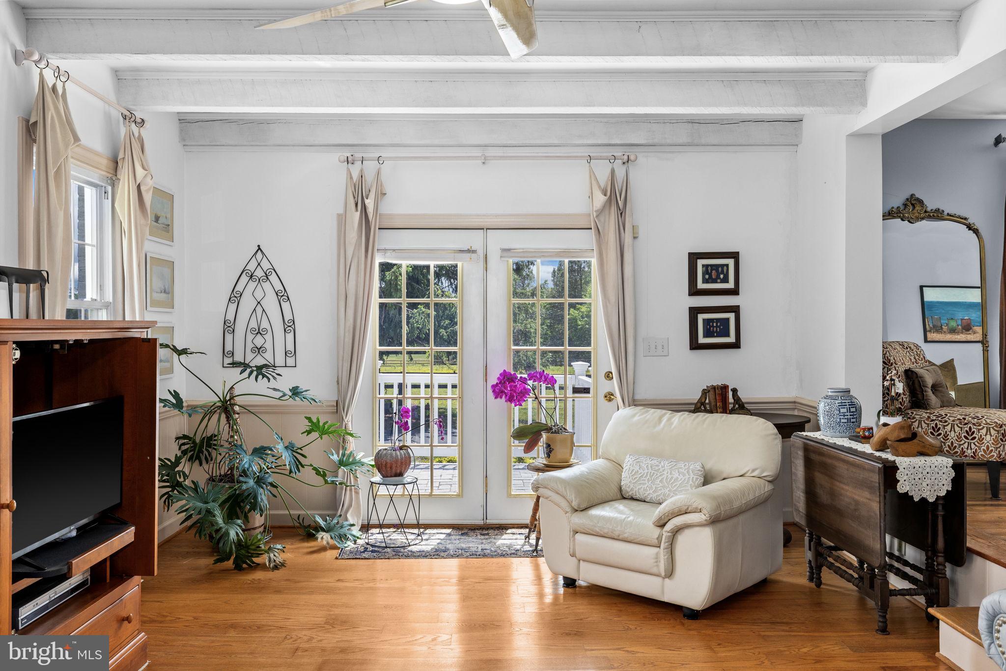 104 RABBIT ROAD