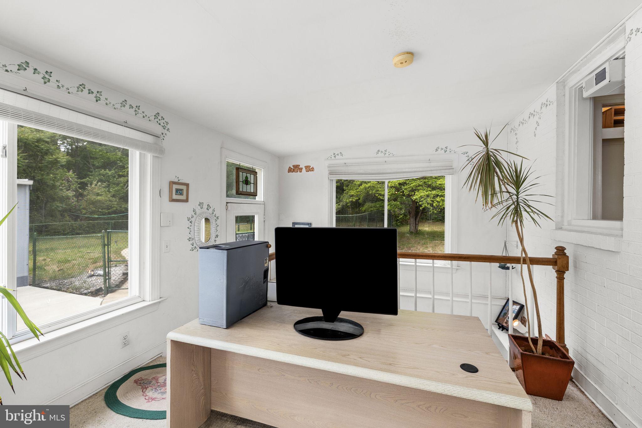 104 RABBIT ROAD