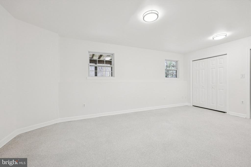 13 HOWARD CIRCLE