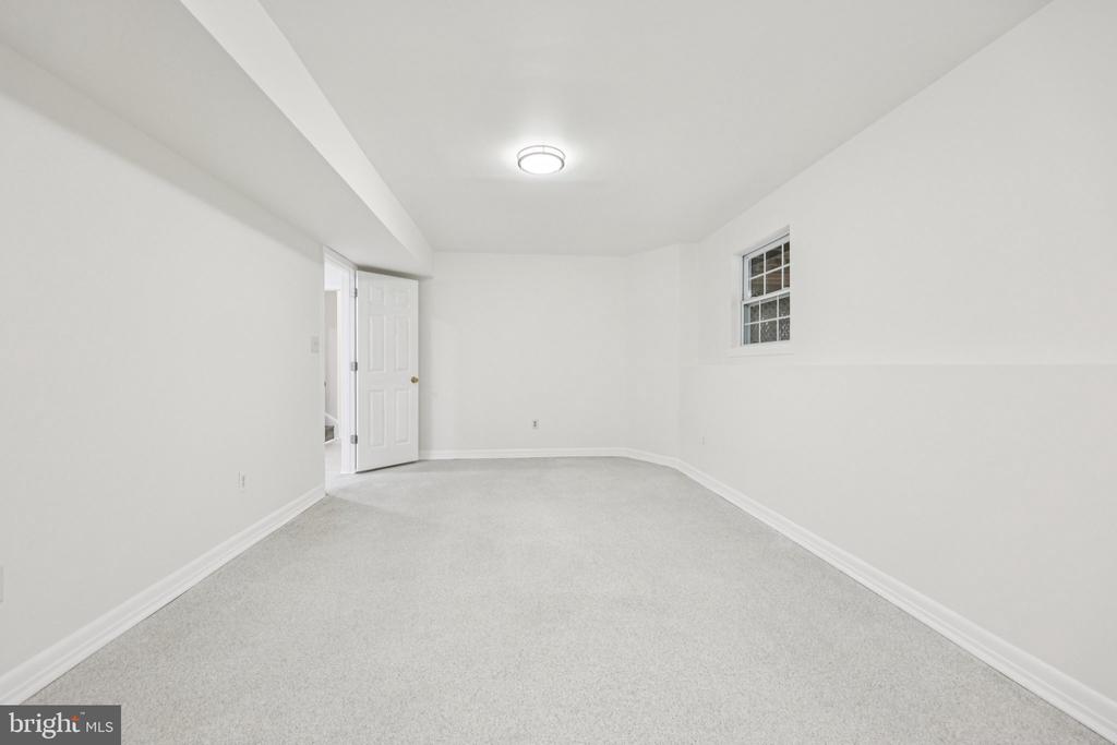 13 HOWARD CIRCLE