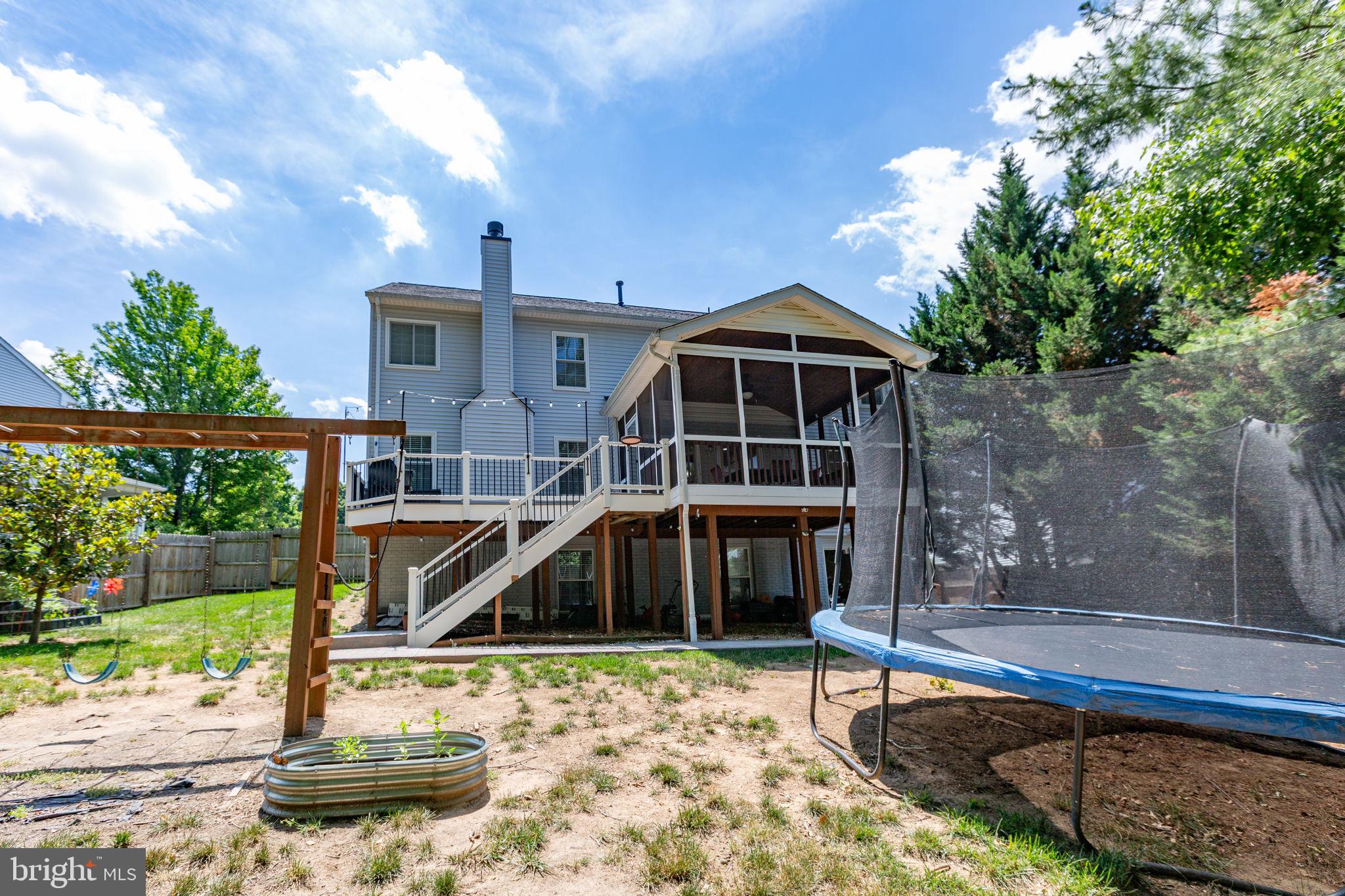 3 YORK COURT