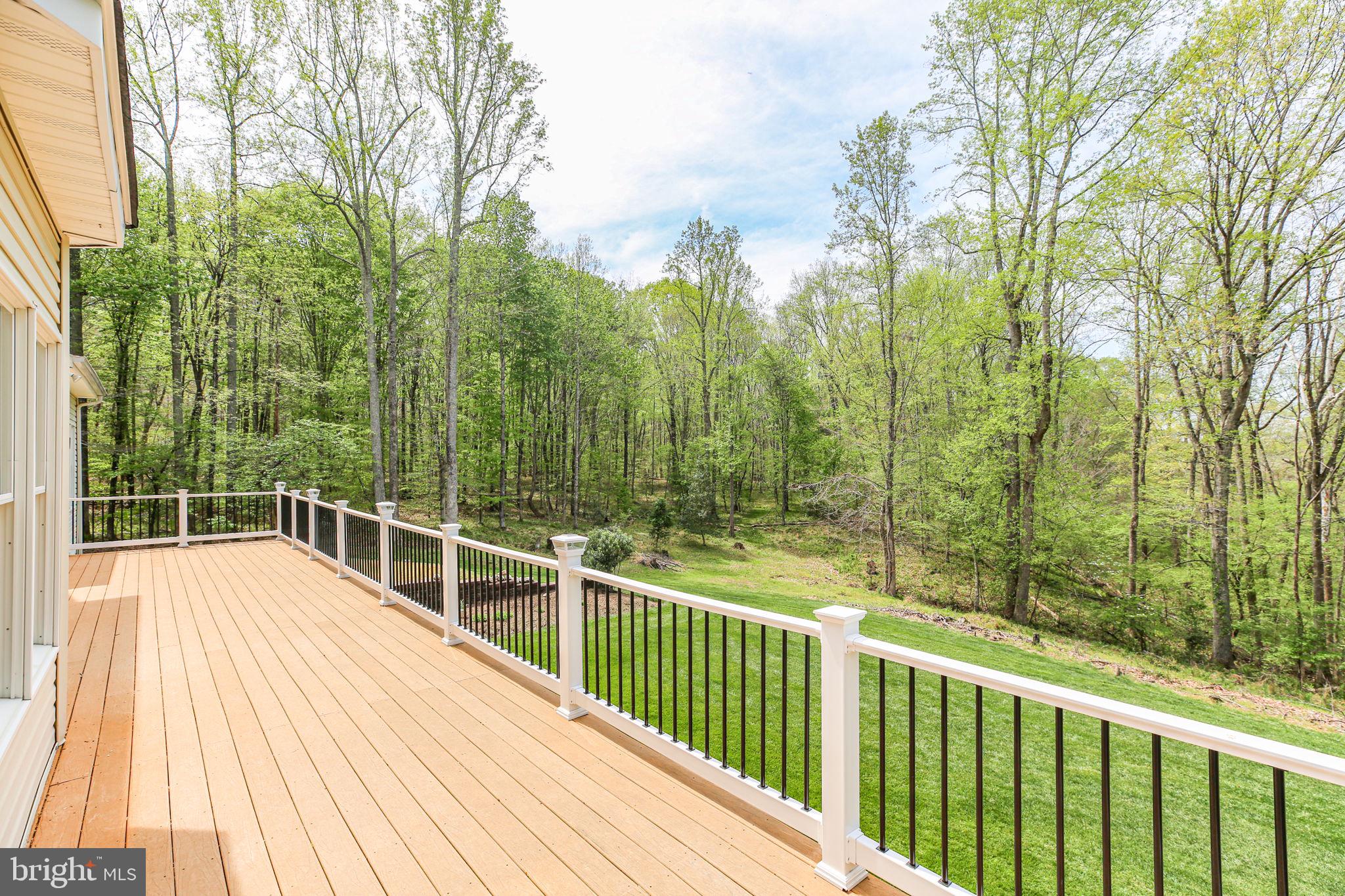 839 QUEEN ANNE DRIVE