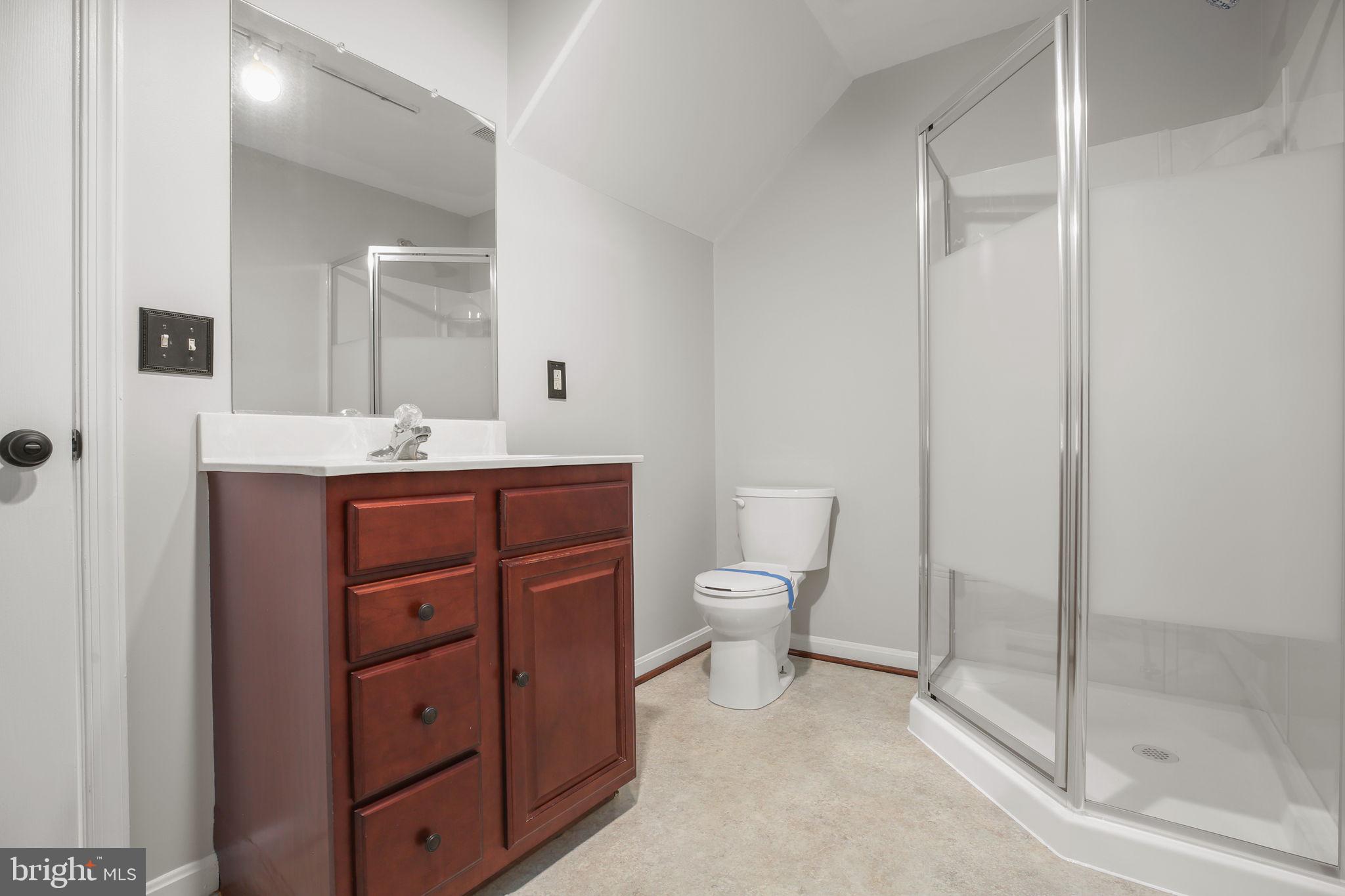 839 QUEEN ANNE DRIVE