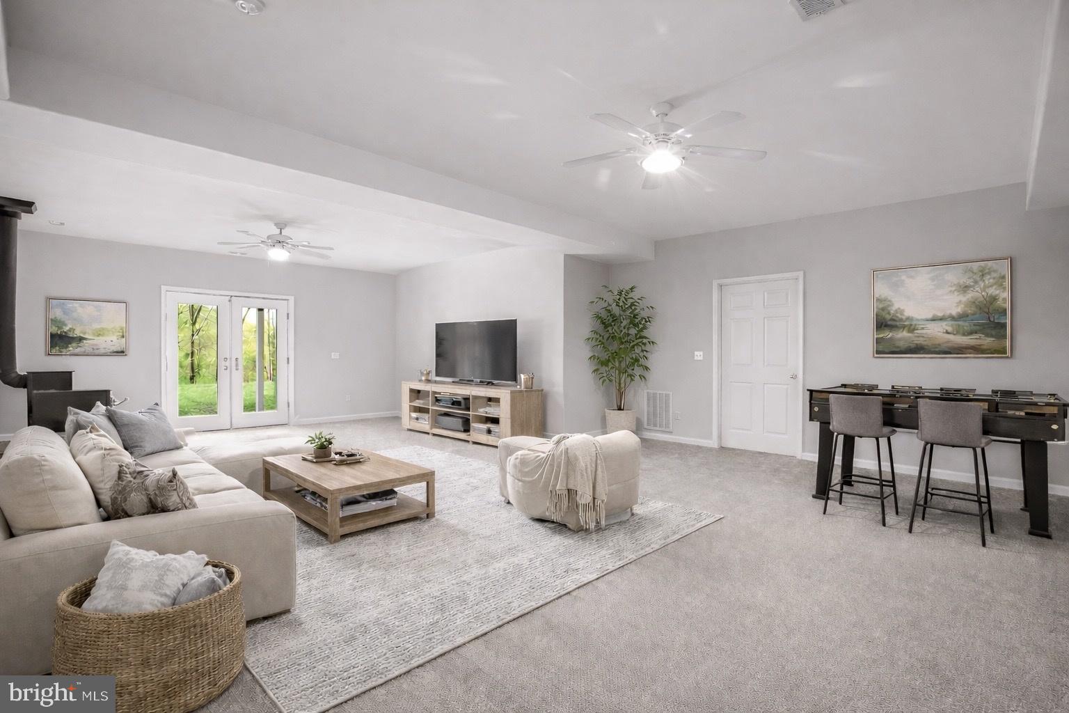 839 QUEEN ANNE DRIVE