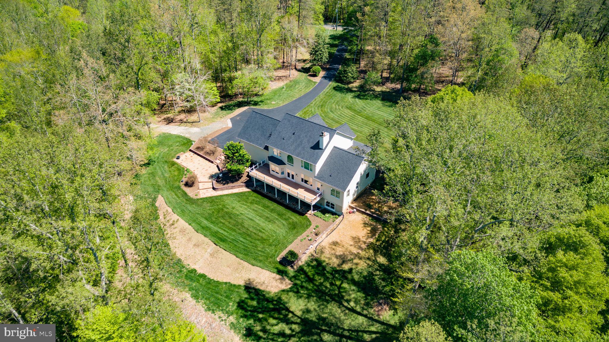 839 QUEEN ANNE DRIVE