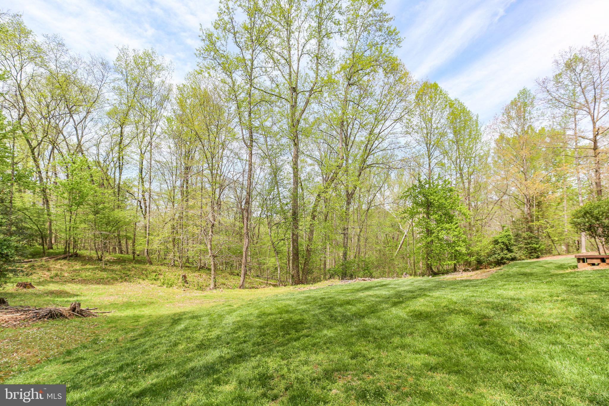 839 QUEEN ANNE DRIVE