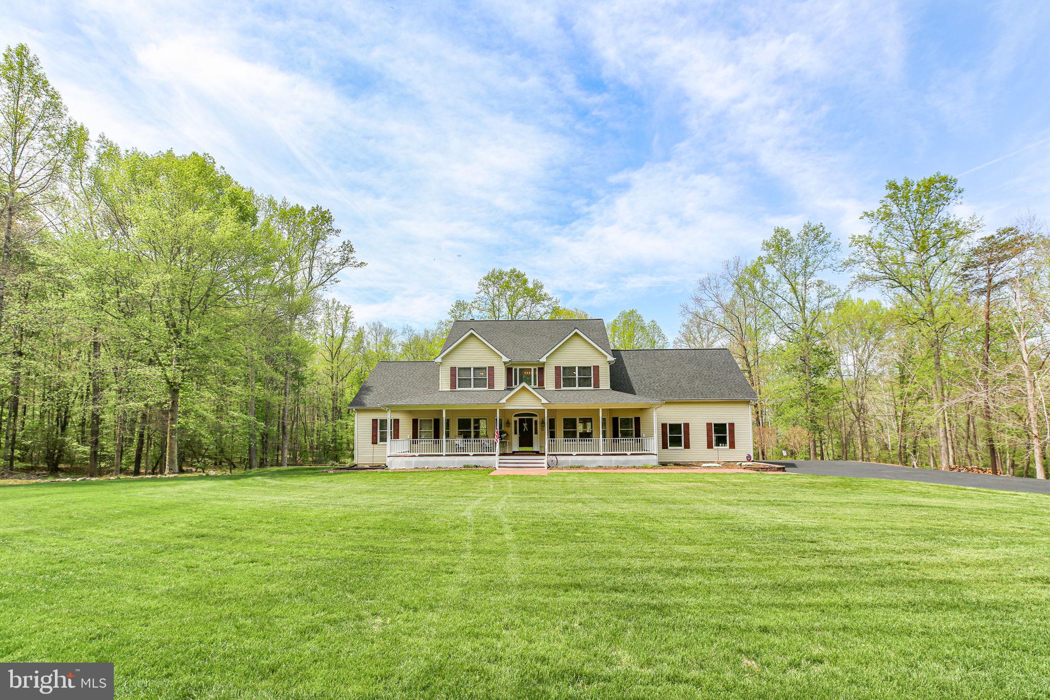 839 QUEEN ANNE DRIVE