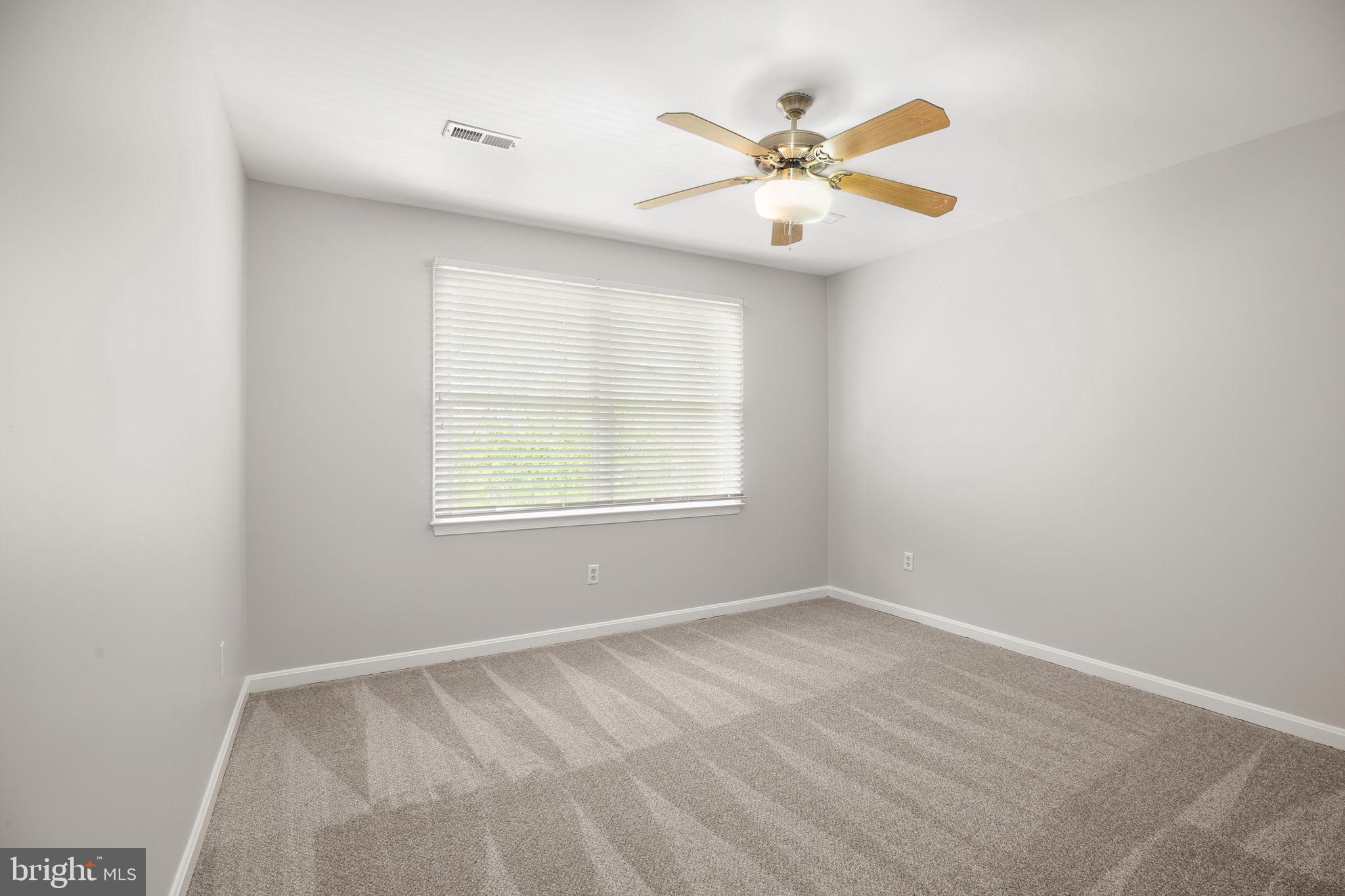 839 QUEEN ANNE DRIVE